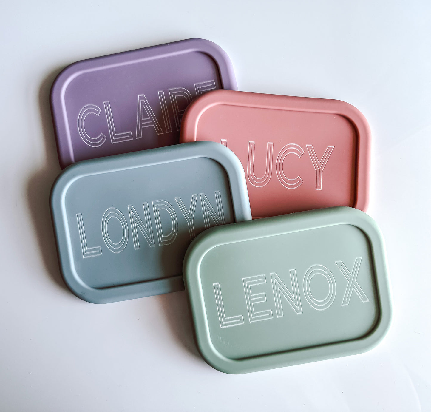 Personalized name silicone Lunch Box for kids, bento box, back to school, daycare snack box, snackle box, gift for child, travel snack tote